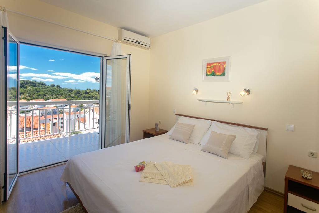 Vucic Apartments Hvar Town Eksteriør billede