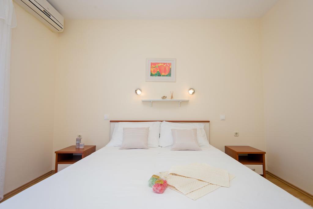 Vucic Apartments Hvar Town Eksteriør billede
