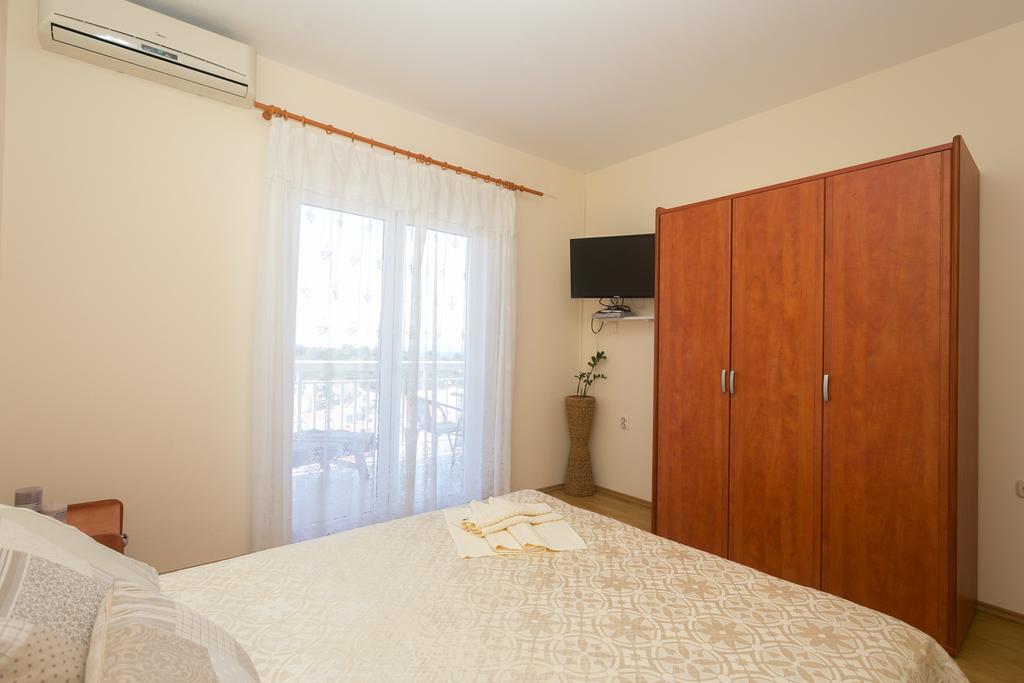 Vucic Apartments Hvar Town Eksteriør billede