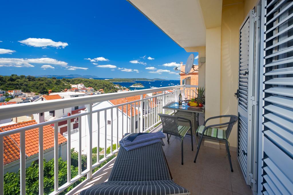 Vucic Apartments Hvar Town Eksteriør billede